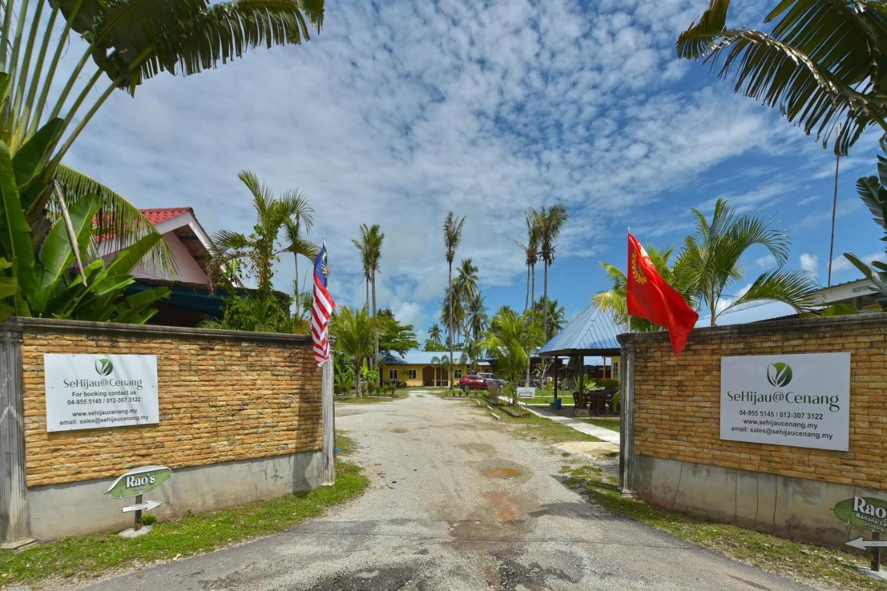 Collection O 90622 Sehijau Cenang Hotel Pantai Cenang  Buitenkant foto