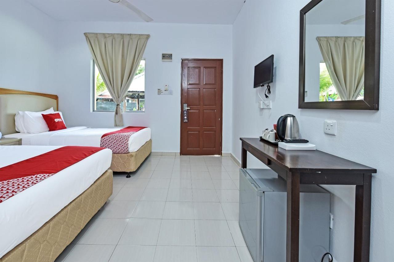 Collection O 90622 Sehijau Cenang Hotel Pantai Cenang  Buitenkant foto