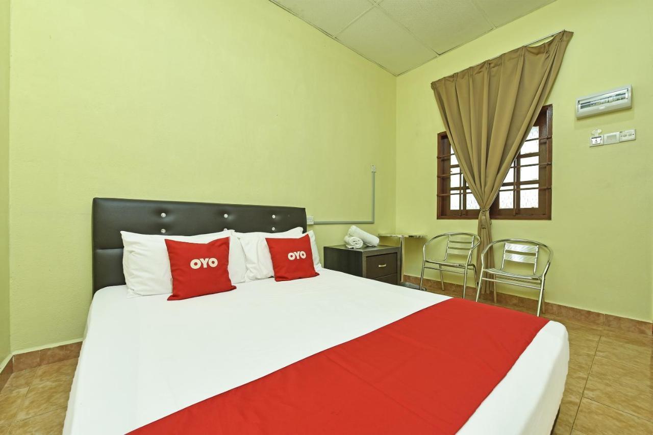 Collection O 90622 Sehijau Cenang Hotel Pantai Cenang  Buitenkant foto